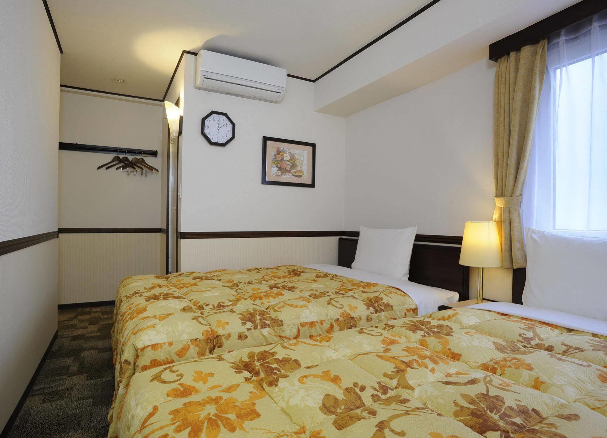 Toyoko Inn Shonan Kamakura Fujisawa-Eki Kita-Guchi Exterior foto