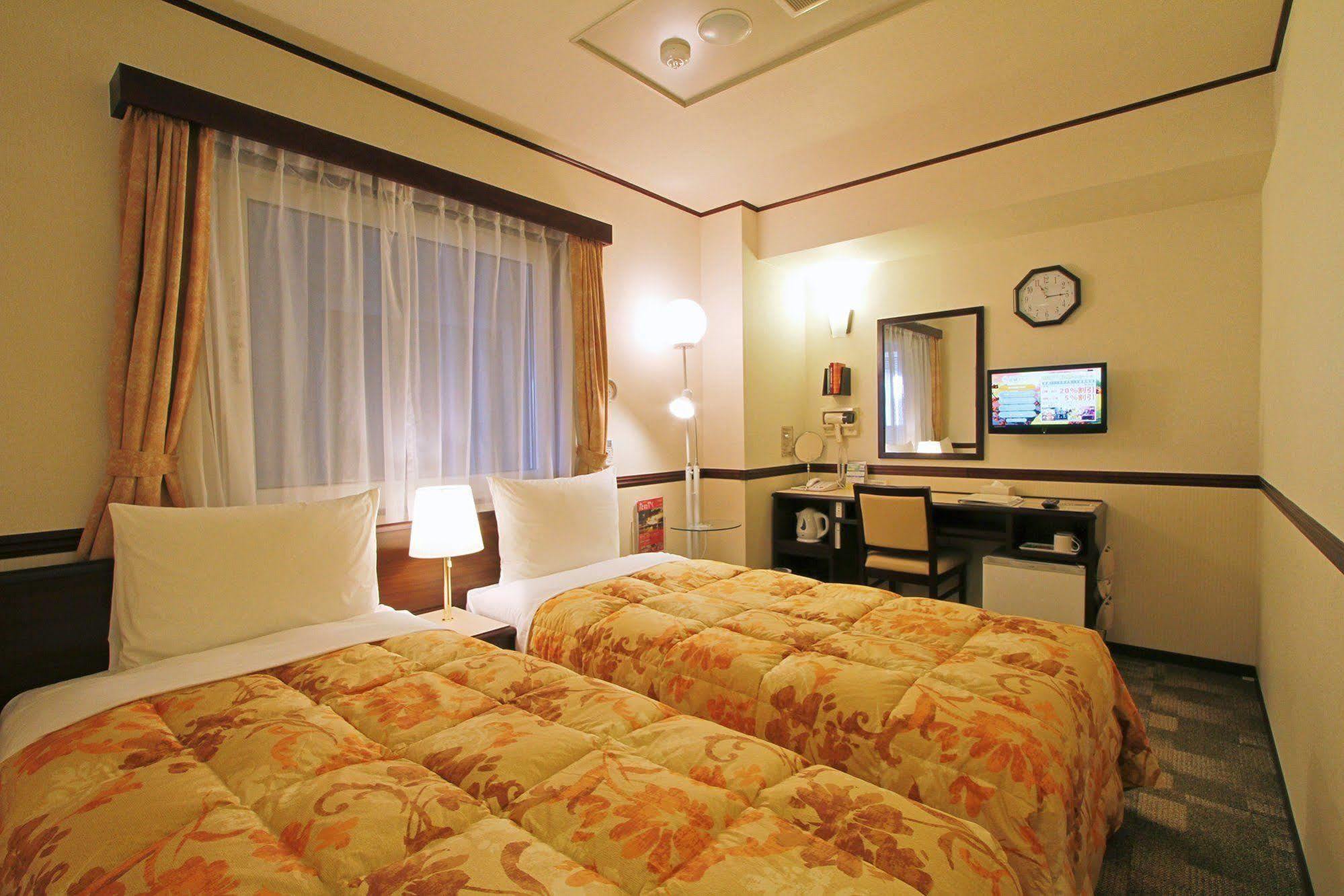 Toyoko Inn Shonan Kamakura Fujisawa-Eki Kita-Guchi Exterior foto